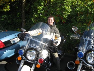 Arnaud en policier (photo prise par le policier lui même)